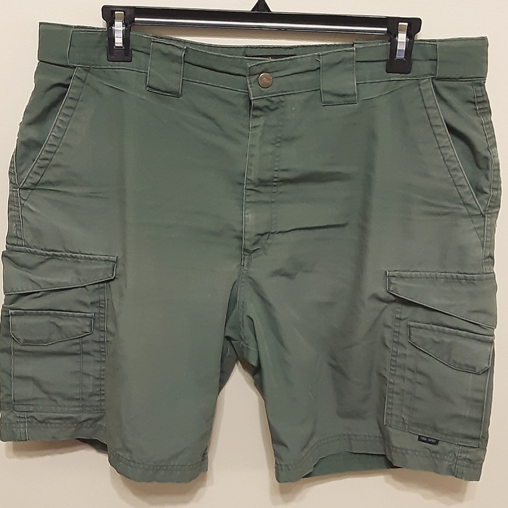 Tru Spec Men's Cargo Shorts Size 40